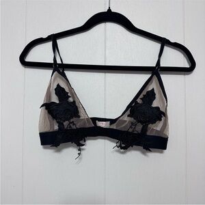 Luxxel Black and Cream Lace Bralette